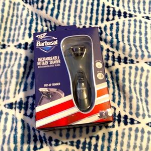 Rechargeable rotary shaver